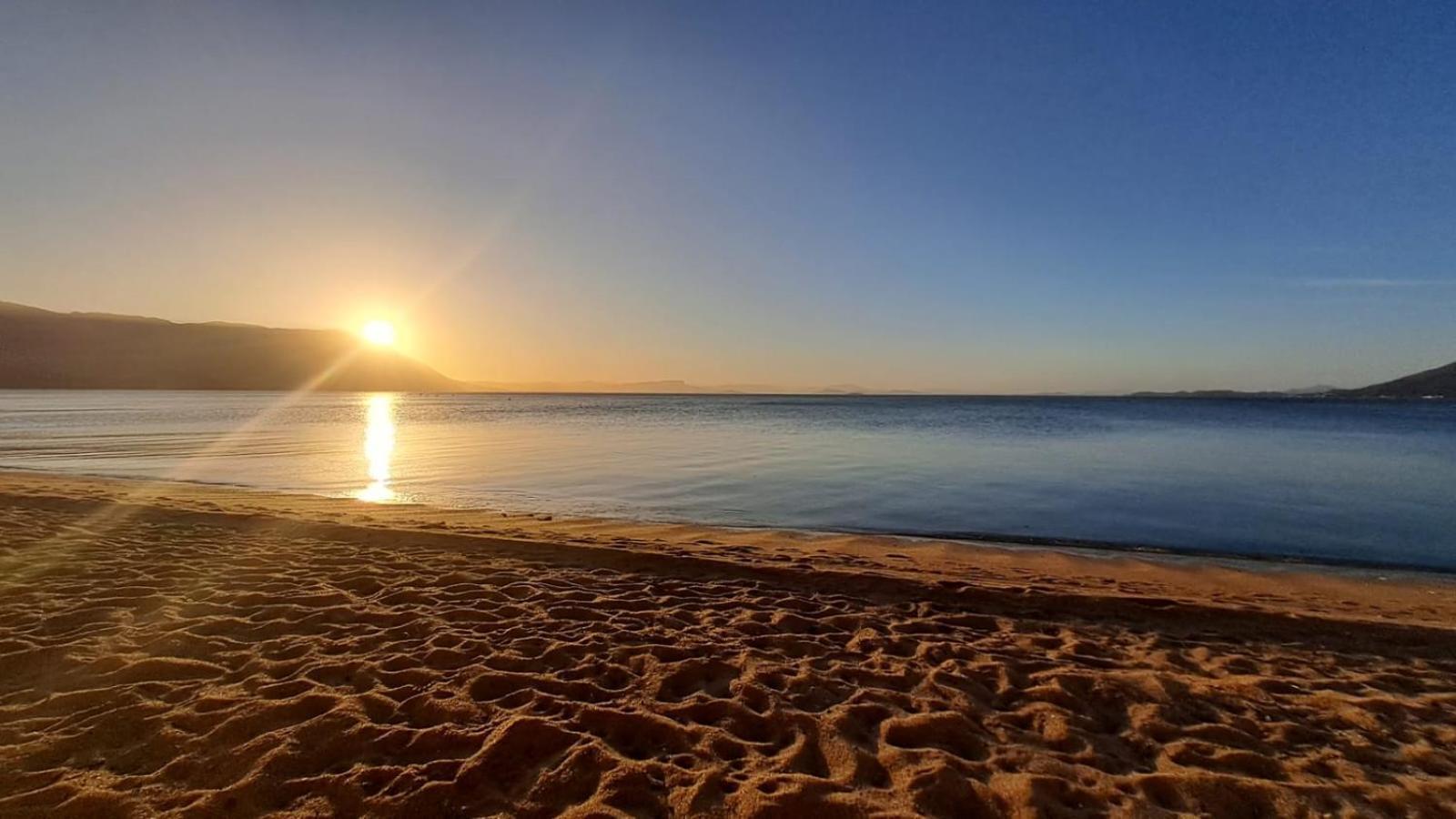 Casa De Praia Beira Do Mar, Pe Na Areia Флорианополис Экстерьер фото